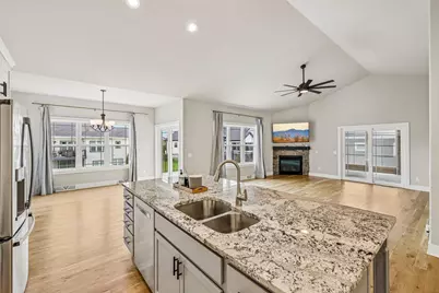 822 Ronald Overlook, Waunakee, WI 53597 - Photo 23