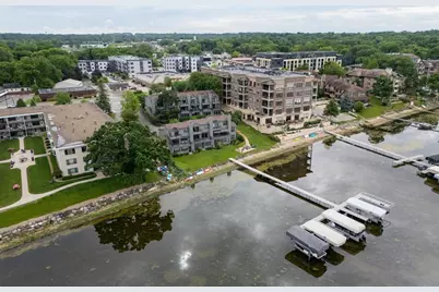 3837 Monona Drive #8, Monona, WI 53714 - Photo 7