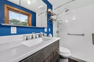 1605 Maple St, Middleton, WI 53562 - Photo 23