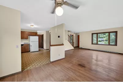 1605 Maple Street, Middleton, WI 53562 - Photo 5