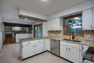 3442 Freedom Ln, Madison, WI 53718 - Photo 19