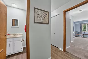 12980 W Bluemound Rd, Elm Grove, WI 53122 - Photo 17
