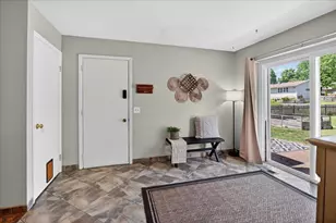 5414 Brookshire Ln, Madison, WI 53714 - Photo 5