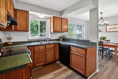 5414 Brookshire Lane, Madison, WI 53714 - Photo 7