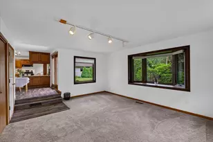 33 Belmont Rd, Madison, WI 53714 - Photo 15