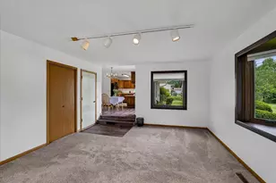 33 Belmont Rd, Madison, WI 53714 - Photo 17