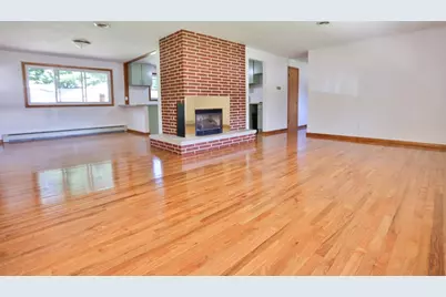 2511 Sunny Ridge Court, Monroe, WI 53566 - Photo 7