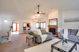 3140 Rebel Dr, Sun Prairie, WI 53590 - Photo 5