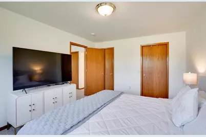 3140 Rebel Drive, Sun Prairie, WI 53590 - Photo 37
