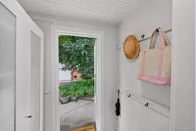1718 Schlimgen Avenue, Madison, WI 53704 - Photo 25