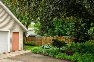 1718 Schlimgen Ave, Madison, WI 53704 - Photo 49