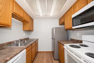 1706 Onsgard Rd, Madison, WI 53704 - Photo 3