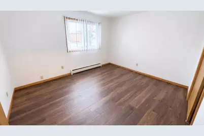 1706 Onsgard Road, Madison, WI 53704 - Photo 9
