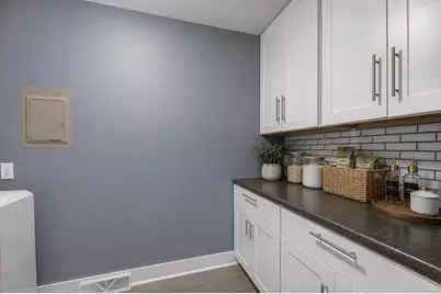 520 W Milwaukee Street, Stoughton, WI 53589 - Photo 5