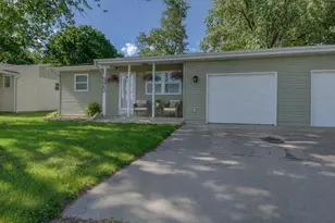 520 W Milwaukee St, Stoughton, WI 53589 - Photo 3
