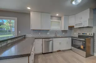 520 W Milwaukee St, Stoughton, WI 53589 - Photo 17