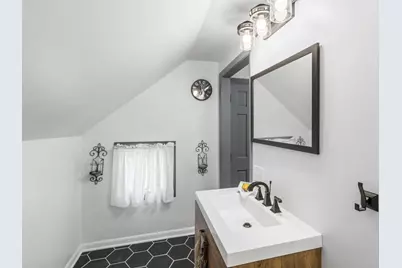 528 4th Street, Baraboo, WI 53913 - Photo 5