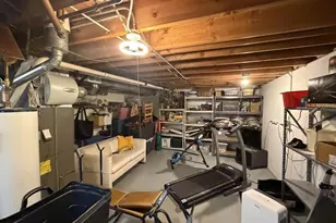 1348 Lincoln Ct, Beloit, WI 53511 - Photo 25