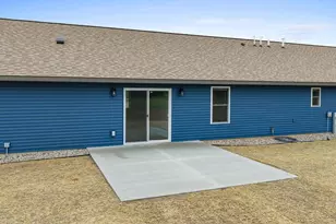 1123 S Gale Ln, Dell Prairie, WI 53965 - Photo 5