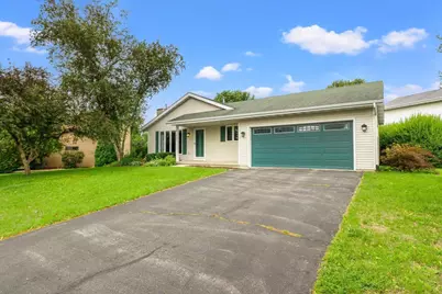 6302 Dylyn Drive, Madison, WI 53719 - Photo 3