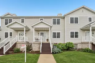 845 Kimball Ln, Verona, WI 53593 - Photo 3