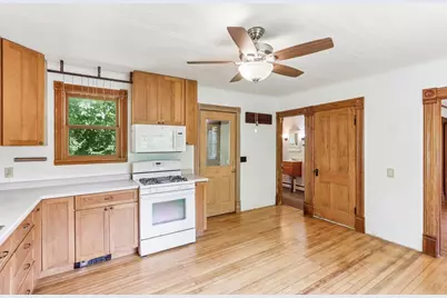 2348 Highway 92, Mount Horeb, WI 53572 - Photo 5