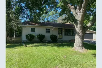 638 E Columbine Drive, Beloit, WI 53511 - Photo 1