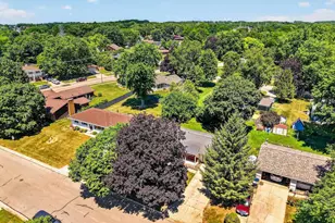 2418 Harvard Dr, Janesville, WI 53545 - Photo 49