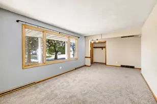 2418 Harvard Dr, Janesville, WI 53545 - Photo 9