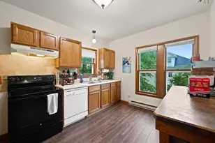 122 N 2nd St, Mount Horeb, WI 53572 - Photo 21
