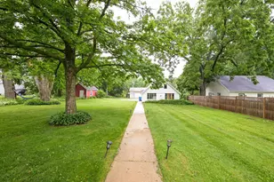122 N 2nd St, Mount Horeb, WI 53572 - Photo 27
