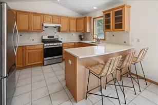 2645 Mica Rd, Fitchburg, WI 53711 - Photo 13