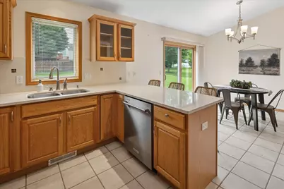 2645 Mica Road, Fitchburg, WI 53711 - Photo 15
