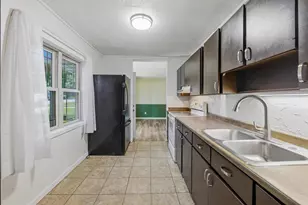 140 Wisconsin St, Beaver Dam, WI 53916 - Photo 5