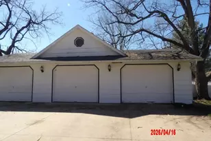 302 Clay St, Neillsville, WI 54456 - Photo 13