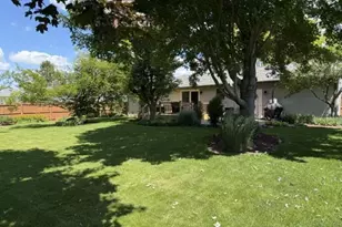 4242 Saratoga Dr, Janesville, WI 53546 - Photo 35