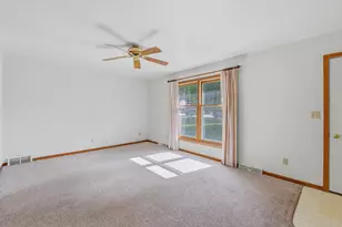 700 S Lincoln Ave, Beaver Dam, WI 53916 - Photo 9