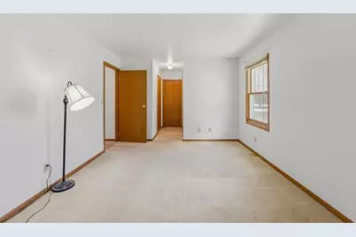 700 S Lincoln Avenue, Beaver Dam, WI 53916 - Photo 17