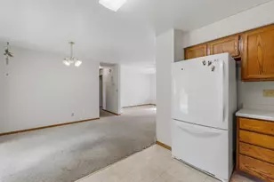 700 S Lincoln Ave, Beaver Dam, WI 53916 - Photo 13