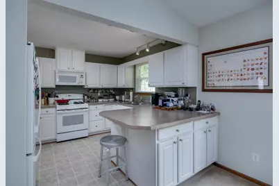 113 Mark Drive, Johnson Creek, WI 53038 - Photo 7