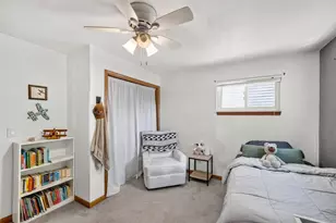 608 W Capitol Dr, Hartland, WI 53029 - Photo 19