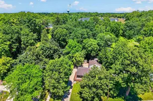 608 W Capitol Dr, Hartland, WI 53029 - Photo 45