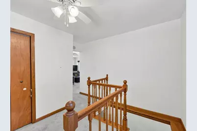 608 W Capitol Drive, Hartland, WI 53029 - Photo 23