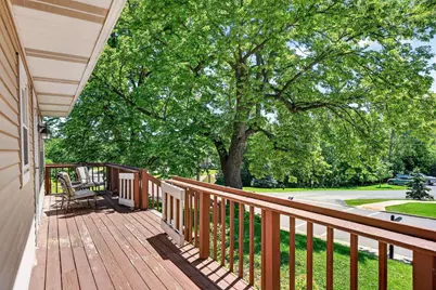 608 W Capitol Drive, Hartland, WI 53029 - Photo 33