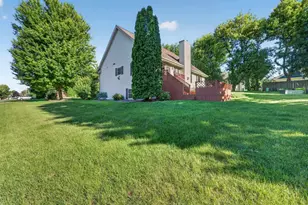211 N Heatherstone Dr, Sun Prairie, WI 53590 - Photo 37