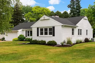 433 Seminole Rd, Janesville, WI 53545 - Photo 5