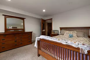 1118 Newport Ln, Holmen, WI 54636 - Photo 27