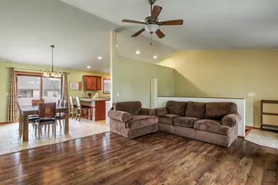 1118 Newport Lane, Holmen, WI 54636 - Photo 5