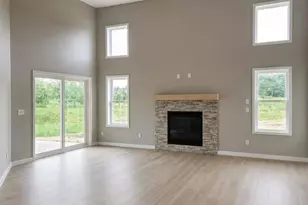 3731 Newcastle Dr, Janesville, WI 53546 - Photo 3