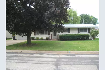 1111 S 5th Street, Prairie Du Chien, WI 53821 - Photo 3